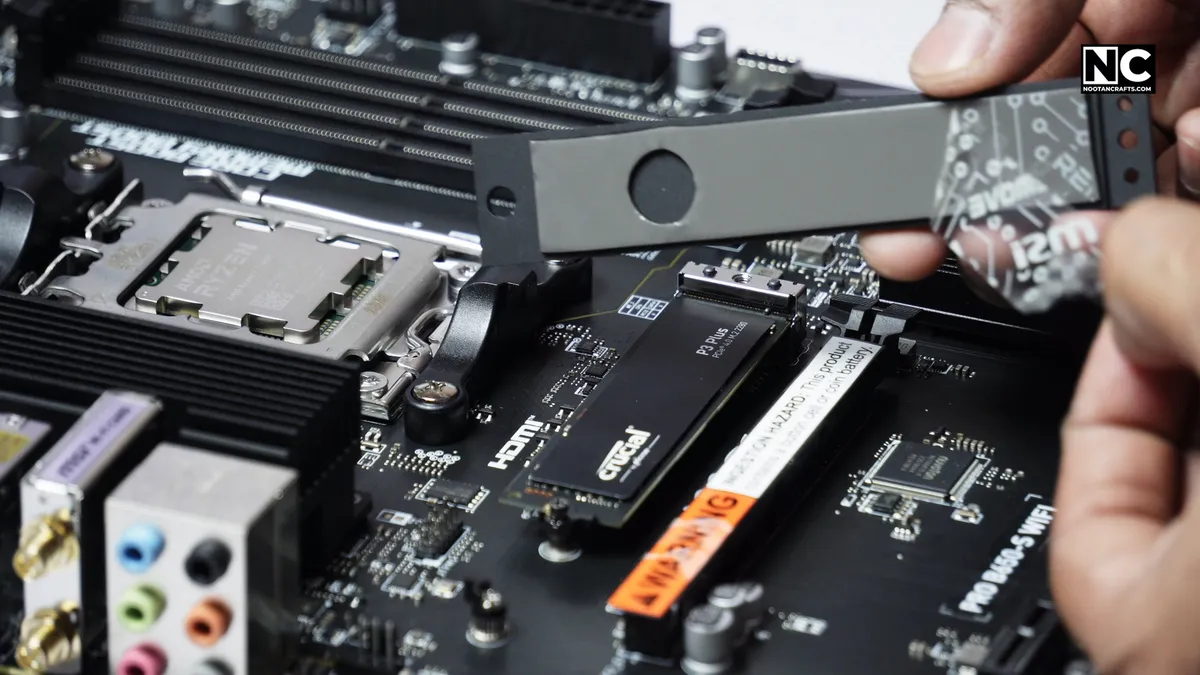 How to Install an SSD Heatsink