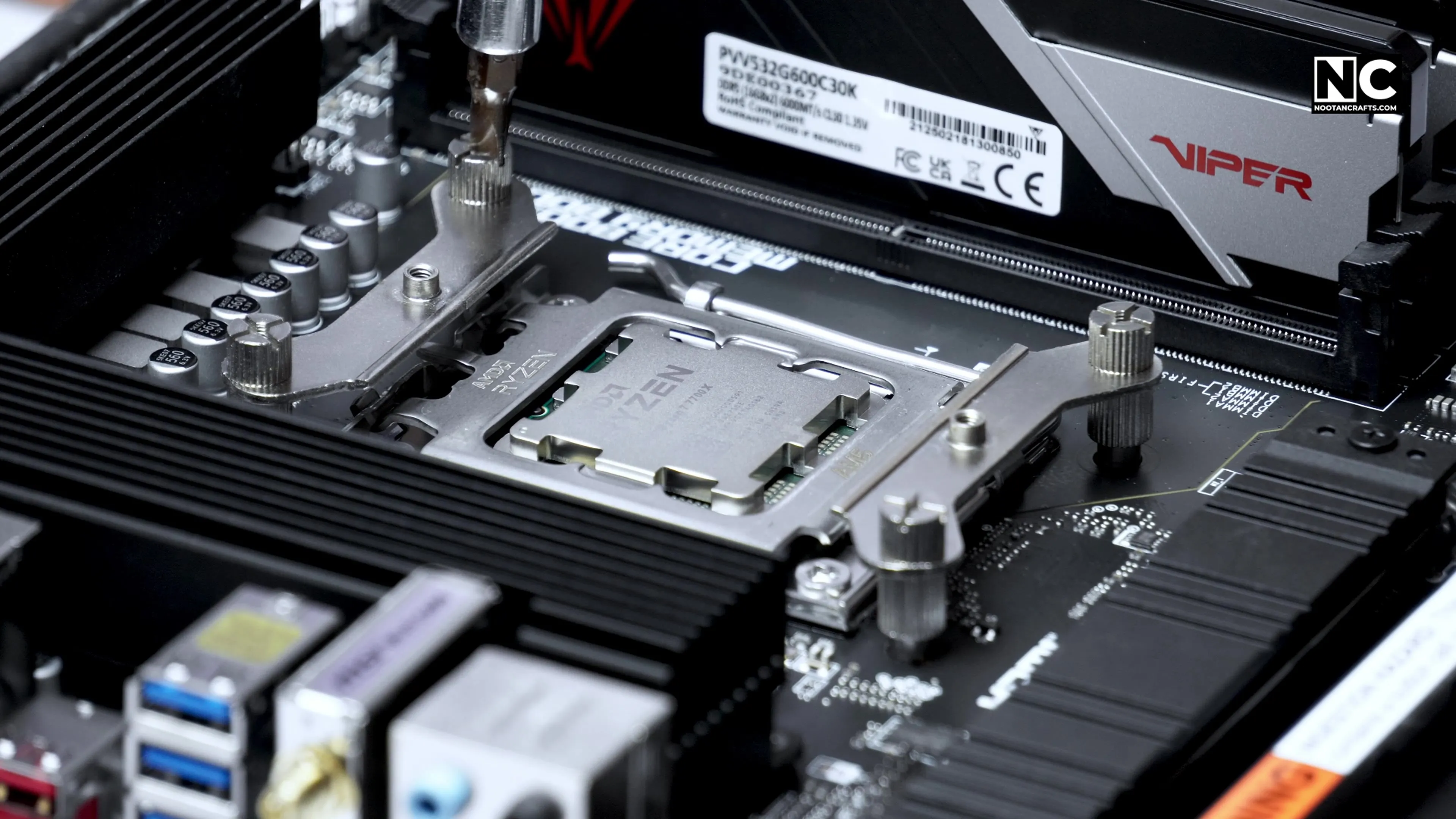 Installing the AM5-compatible cooler mounting plate